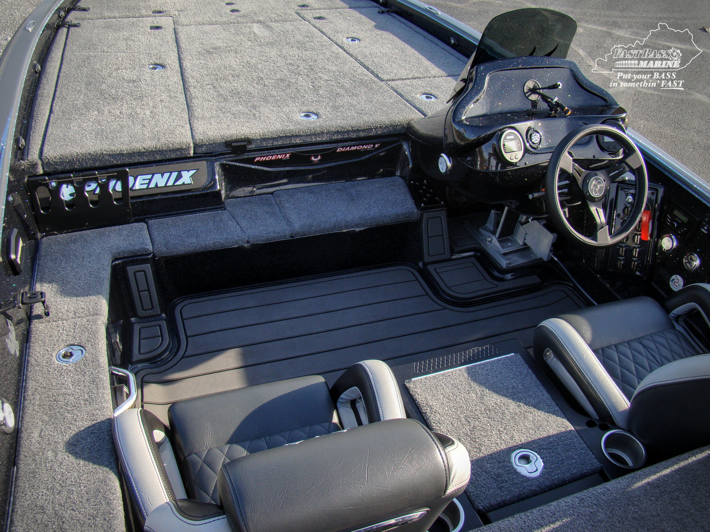 USED: 2025 Phoenix 921 Elite