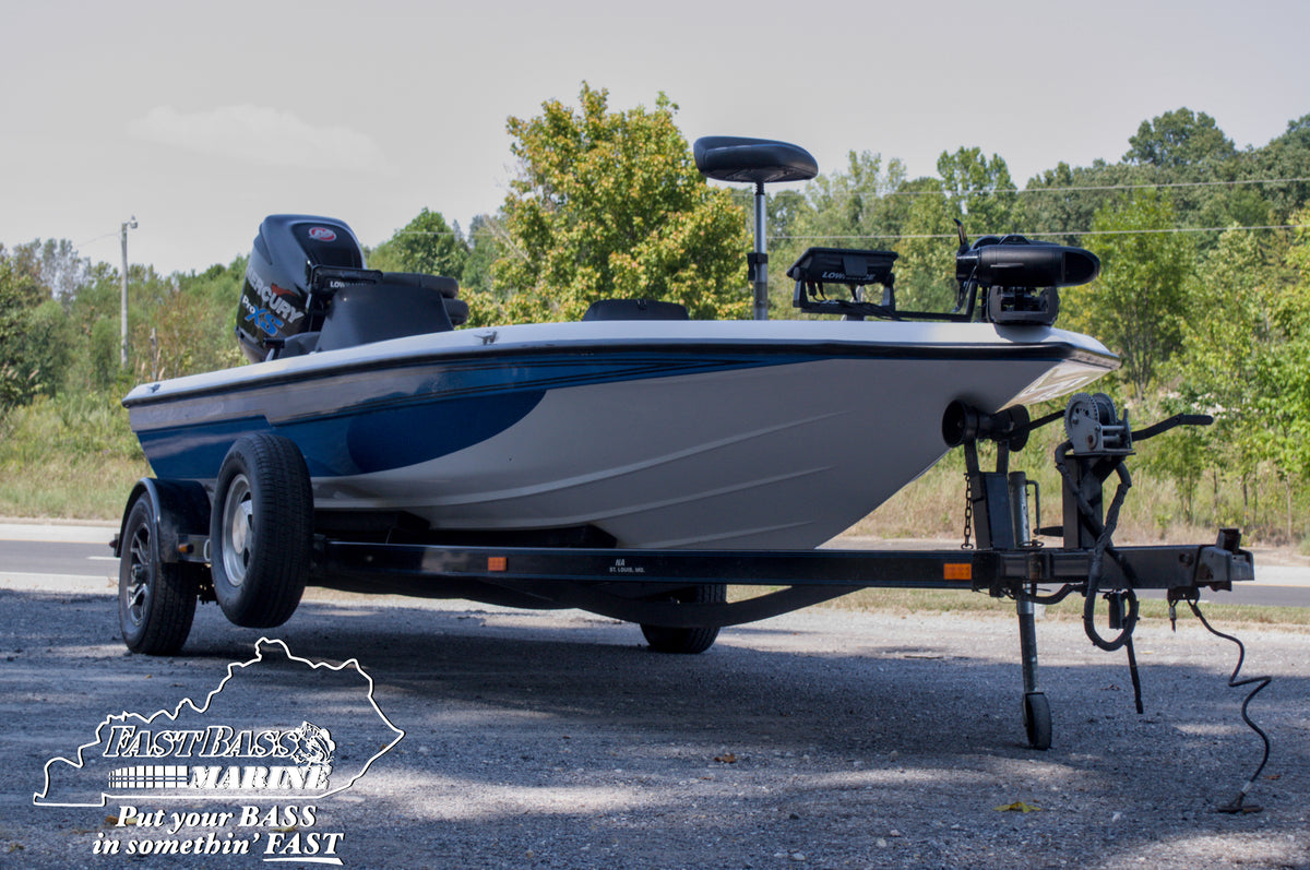 Pre-Owned: 1999 ChampioN 202DC