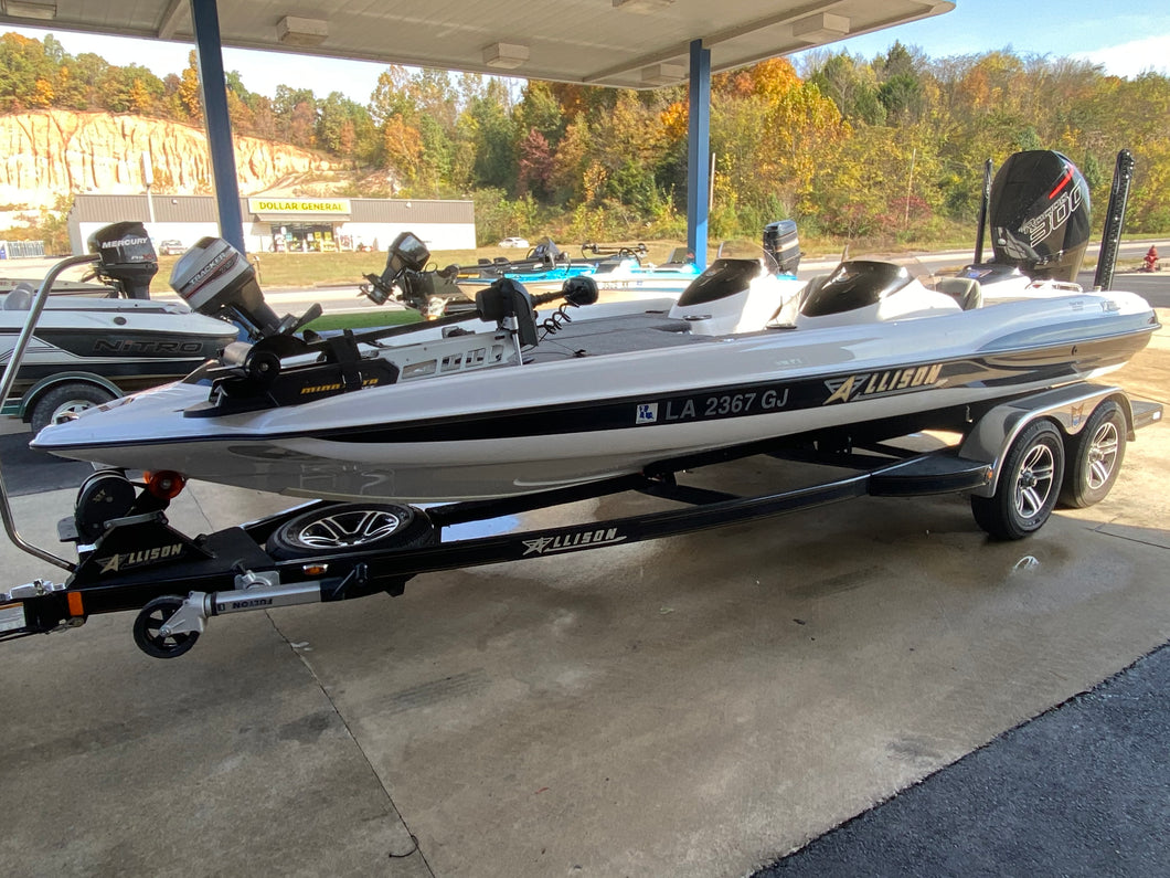 USED: 2018 Allison XB-21 BasSport Pro Elite